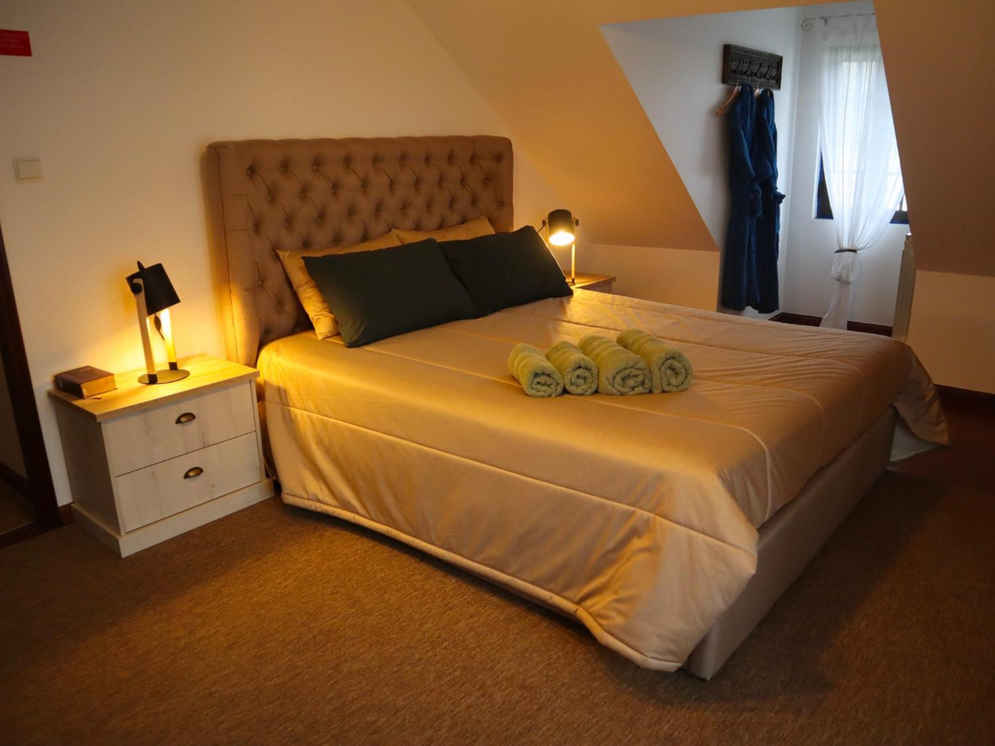 Bed and Breakfast Casal Dos Frades à Fontainhas  Extérieur photo